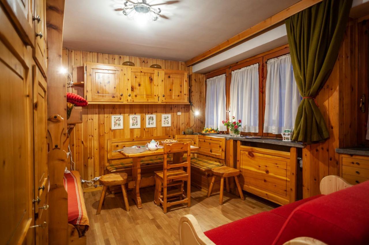Casa-Chalet, In Centro A Courmayeur! Exterior photo